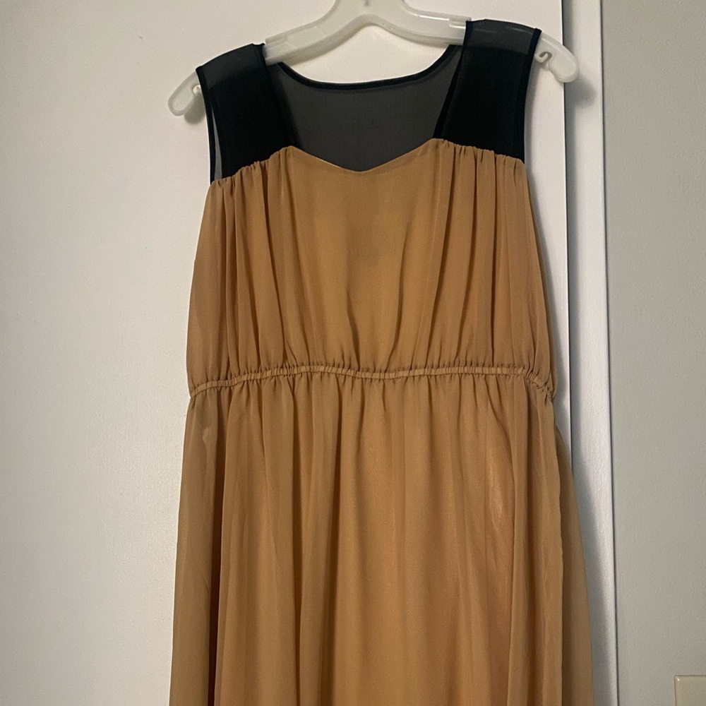 Short cocktail dress, size medium